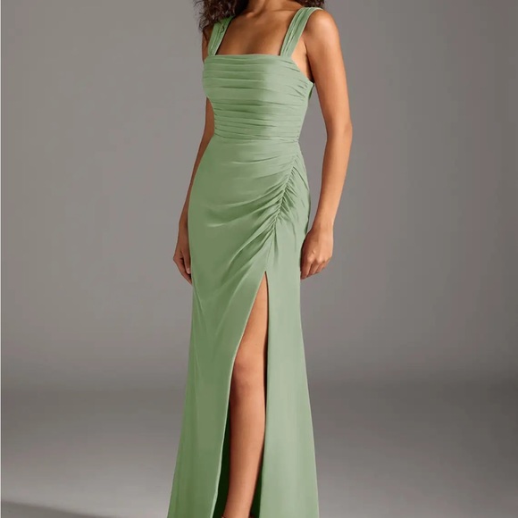 Azazie Jesaphine bridesmaid dress in dusty sage A8 - Picture 9 of 10